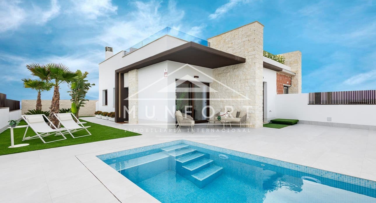 2 slaapkamer Huis te koop in Orihuela met zwembad - € 351.000 (Ref: 9465980)