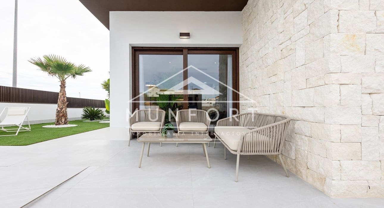 2 slaapkamer Huis te koop in Orihuela met zwembad - € 351.000 (Ref: 9465980)