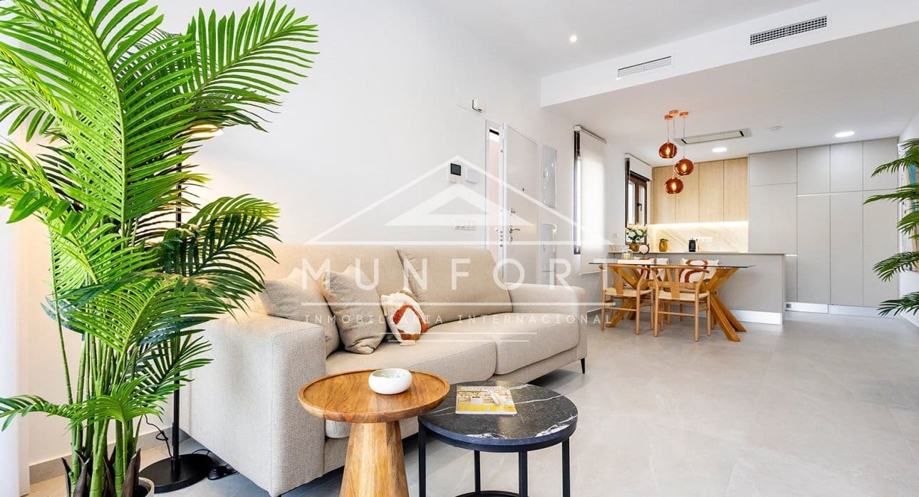 2 slaapkamer Huis te koop in Orihuela met zwembad - € 351.000 (Ref: 9465980)