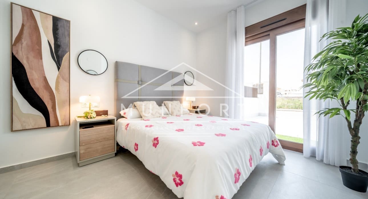 2 chambre Maison de Ville à vendre à Orihuela avec piscine - 351 000 € (Ref: 9465980)