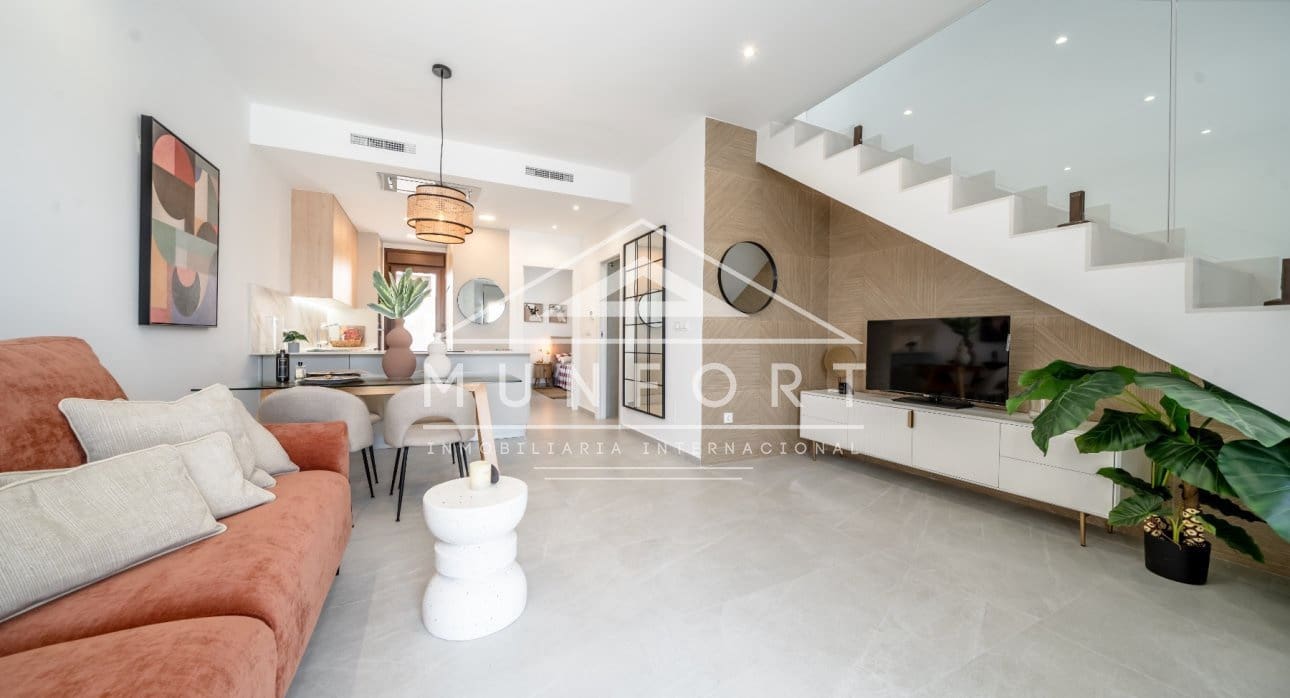 3 chambre Maison de Ville à vendre à Orihuela avec piscine - 315 000 € (Ref: 9465981)