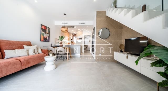 3 soveværelse Byhus til salg i Desamparados - Hurchillo - Torremendo, Orihuela med swimmingpool - € 315.000 (Ref: 9465981)