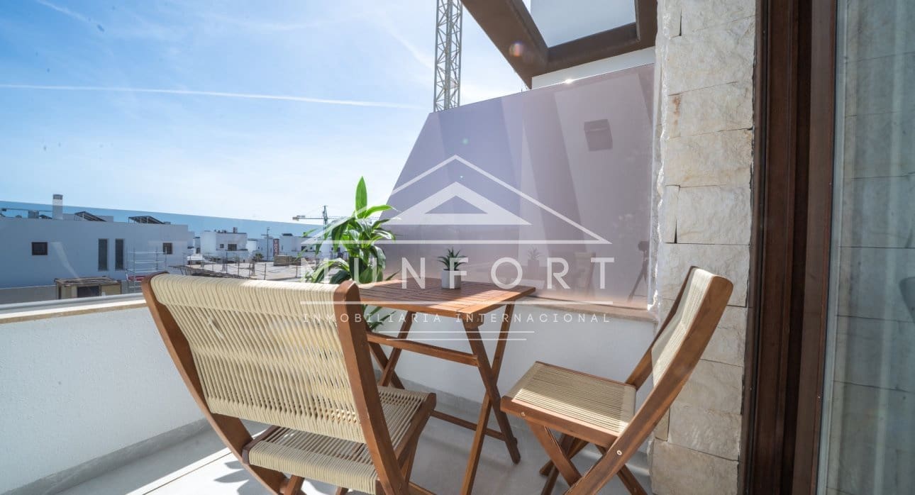 3 chambre Maison de Ville à vendre à Orihuela avec piscine - 315 000 € (Ref: 9465981)