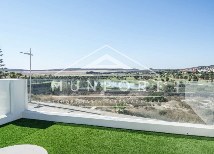 3 bedroom Villa for sale in Algorfa with pool garage - € 589,900 (Ref: 9467638)