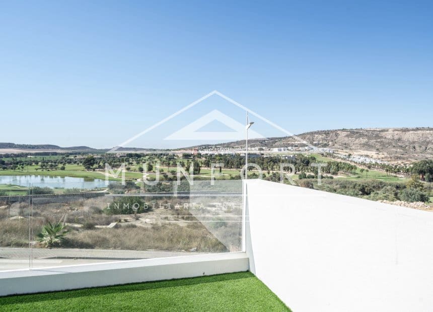3 bedroom Villa for sale in Algorfa with pool garage - € 589,900 (Ref: 9467638)