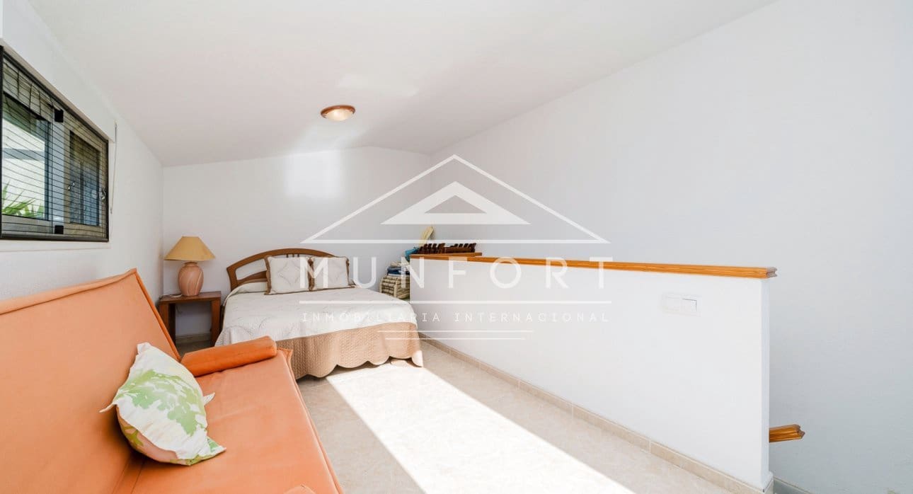 3 sypialnia Penthouse na sprzedaż w La Zenia z basenem - 349 000 € (Ref: 9471512)