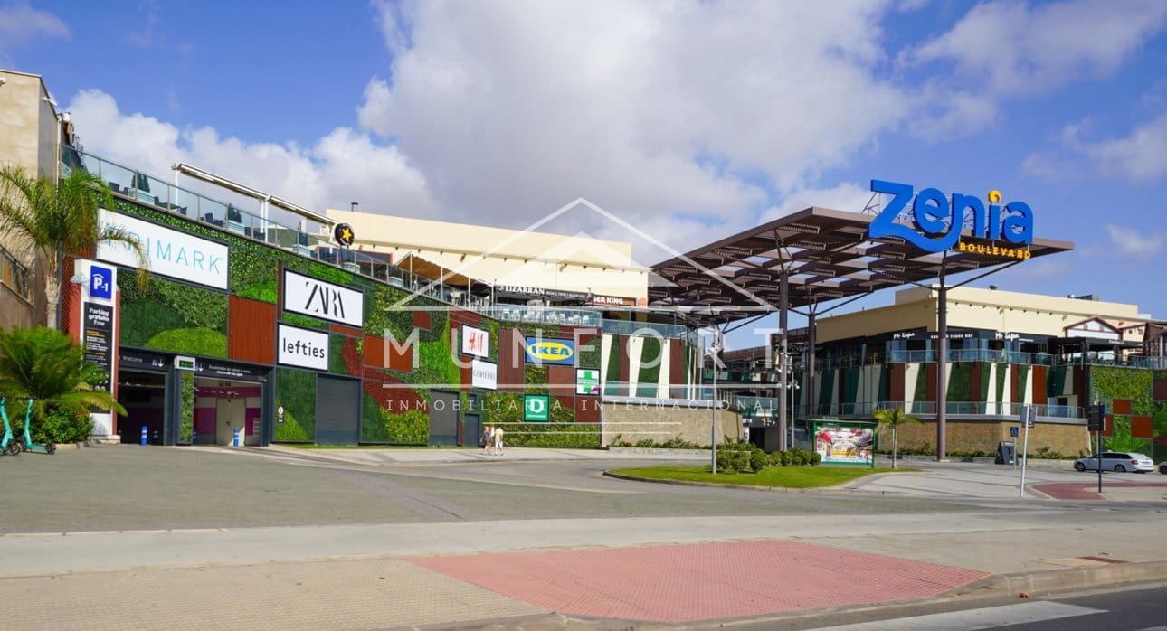 3 sypialnia Penthouse na sprzedaż w La Zenia z basenem - 349 000 € (Ref: 9471512)