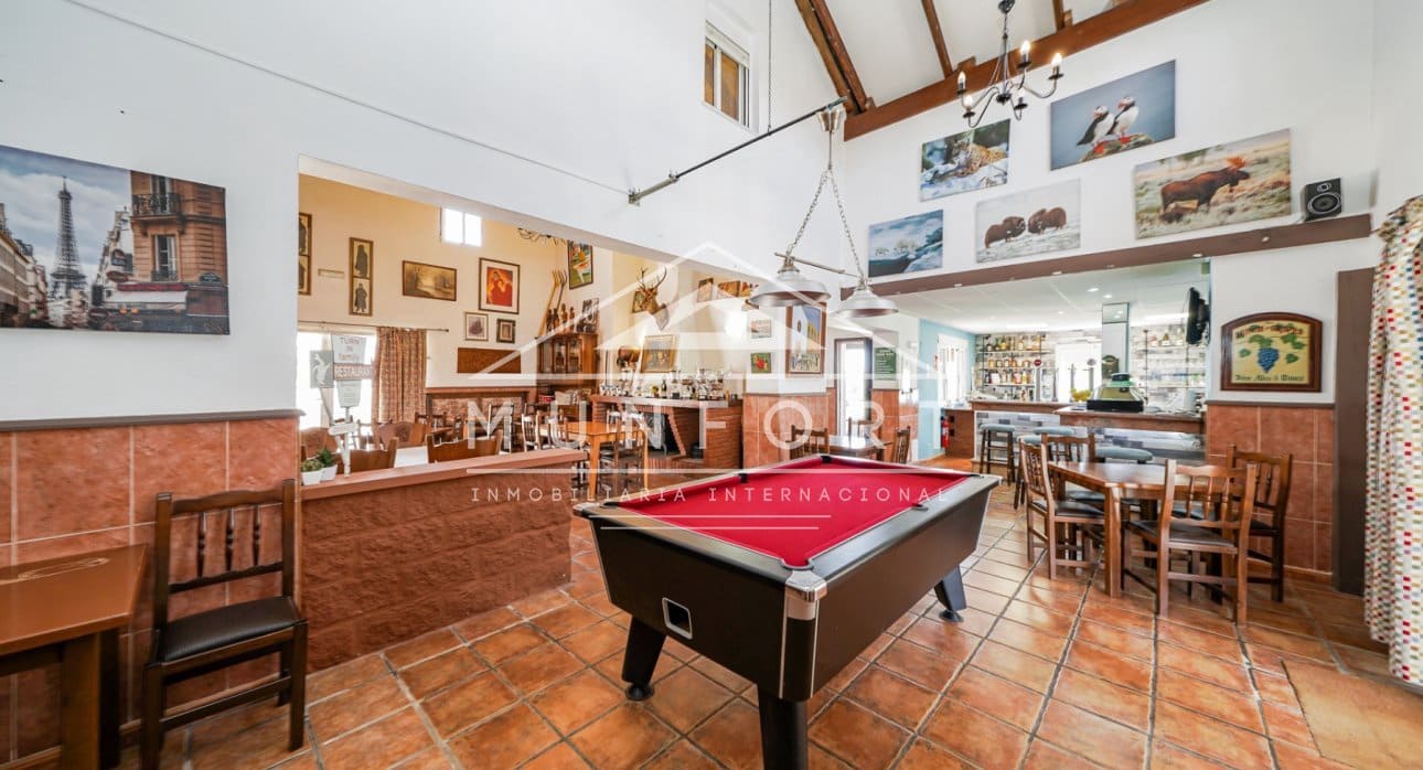 4 sovrum Kommersiell till salu i Gea y Truyols med pool - 895 000 € (Ref: 9471513)