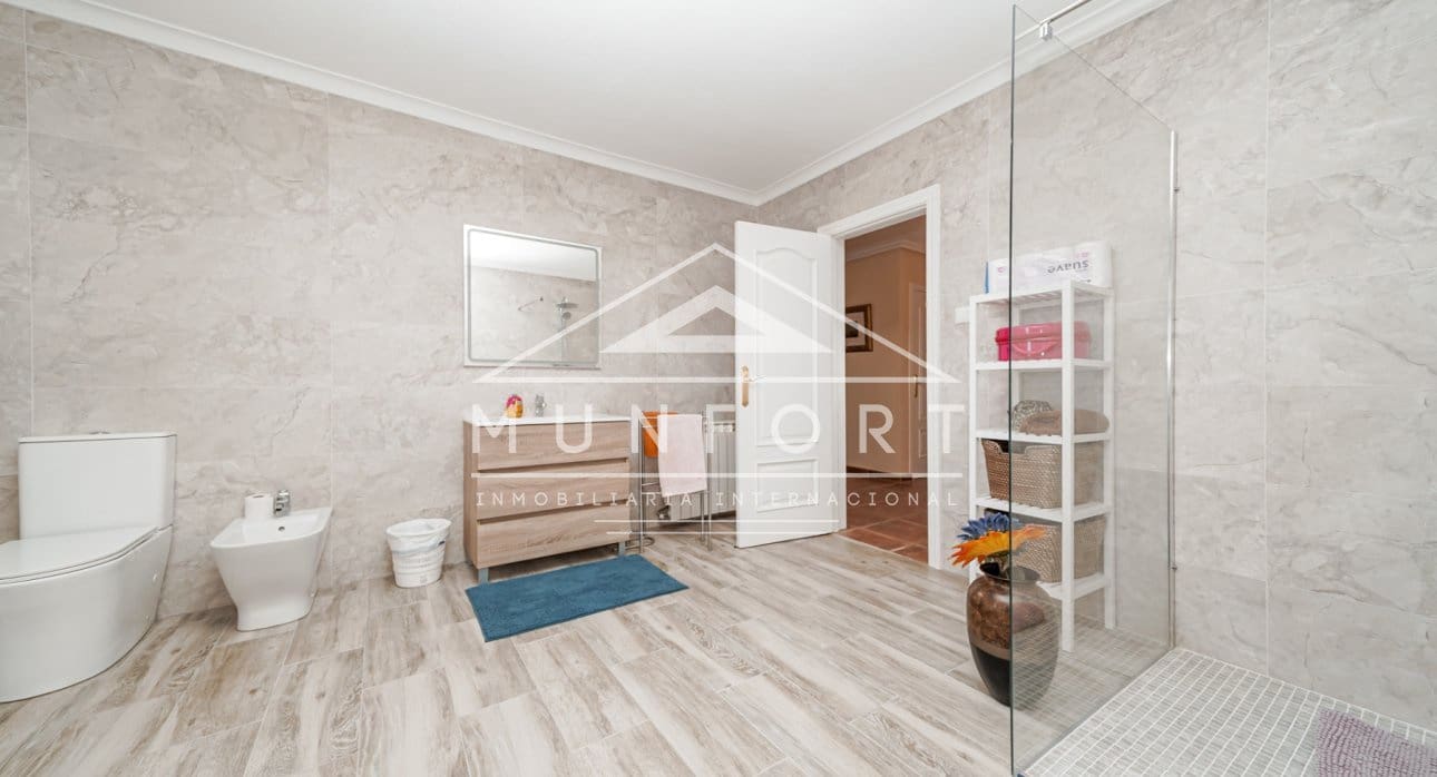 Chalet de 4 habitaciones en Gea y Truyols en venta con piscina - 895.000 € (Ref: 9471514)