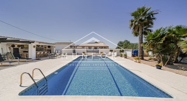 Chalet de 4 habitaciones en Gea y Truyols, Murcia ciudad en venta con piscina - 895.000 € (Ref: 9471514)