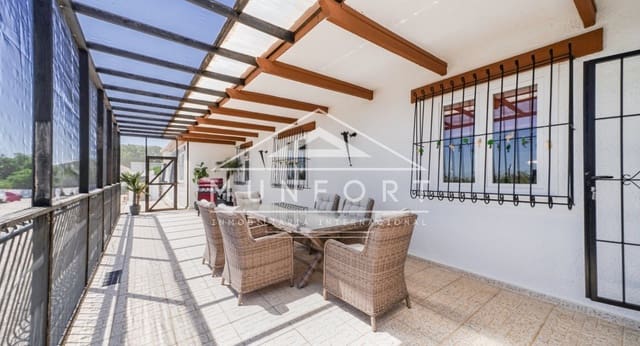 Chalet de 4 habitaciones en Gea y Truyols, Murcia ciudad en venta con piscina - 895.000 € (Ref: 9471514)