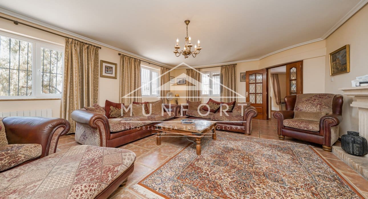 Chalet de 4 habitaciones en Gea y Truyols en venta con piscina - 895.000 € (Ref: 9471514)