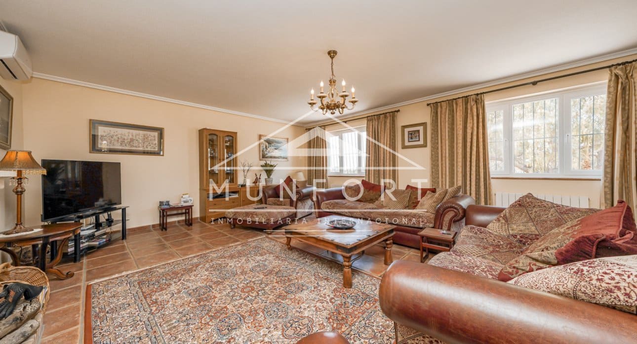 Chalet de 4 habitaciones en Gea y Truyols en venta con piscina - 895.000 € (Ref: 9471514)