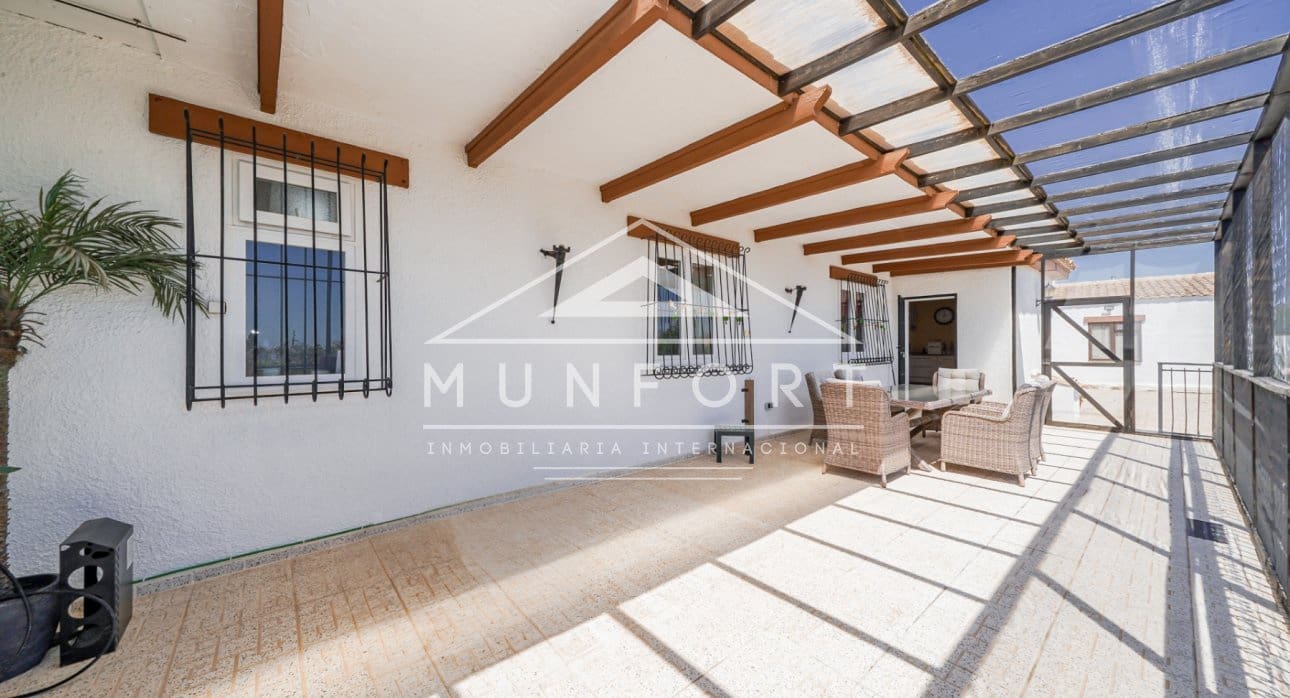 Chalet de 4 habitaciones en Gea y Truyols en venta con piscina - 895.000 € (Ref: 9471514)