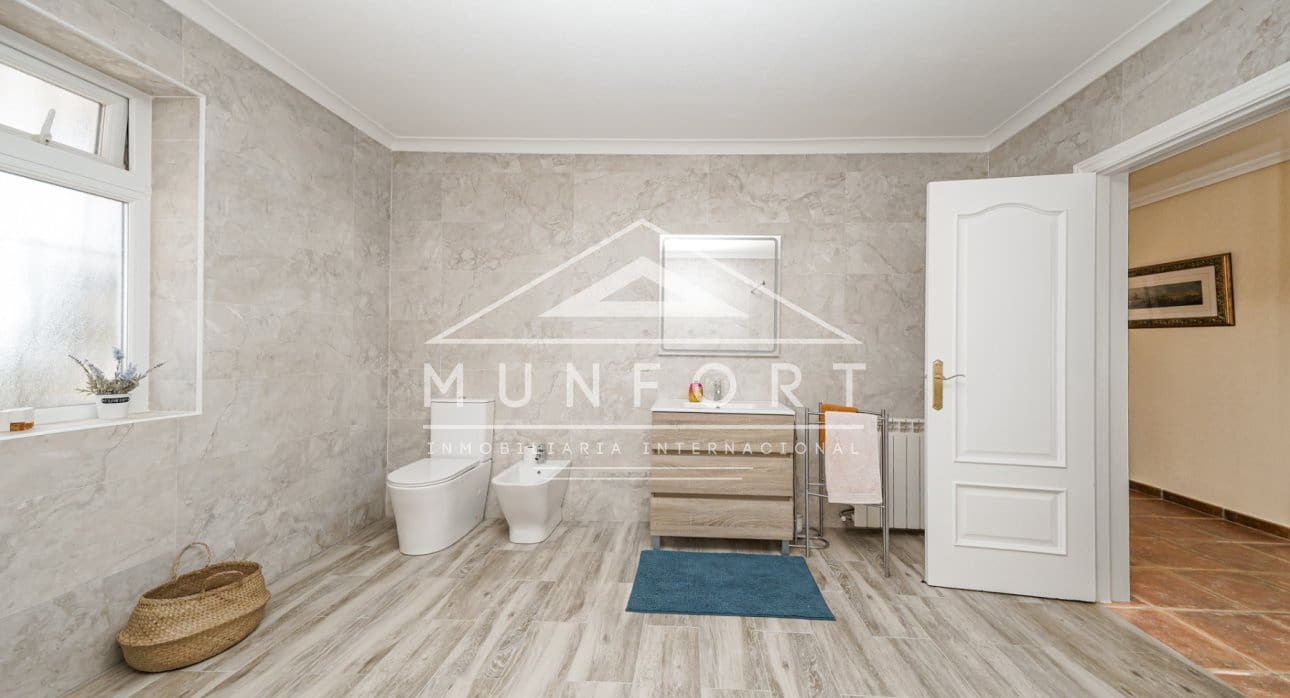 Chalet de 4 habitaciones en Gea y Truyols en venta con piscina - 895.000 € (Ref: 9471514)