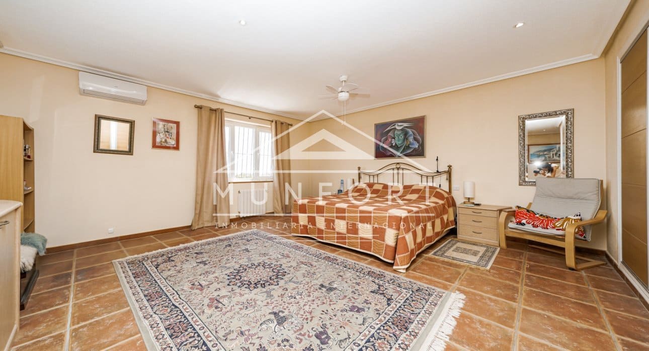 Chalet de 4 habitaciones en Gea y Truyols en venta con piscina - 895.000 € (Ref: 9471514)