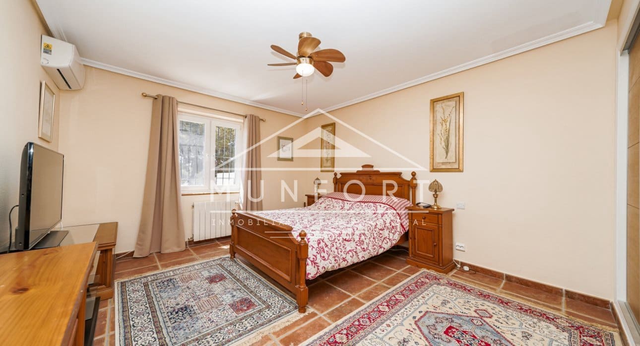 Chalet de 4 habitaciones en Gea y Truyols en venta con piscina - 895.000 € (Ref: 9471514)