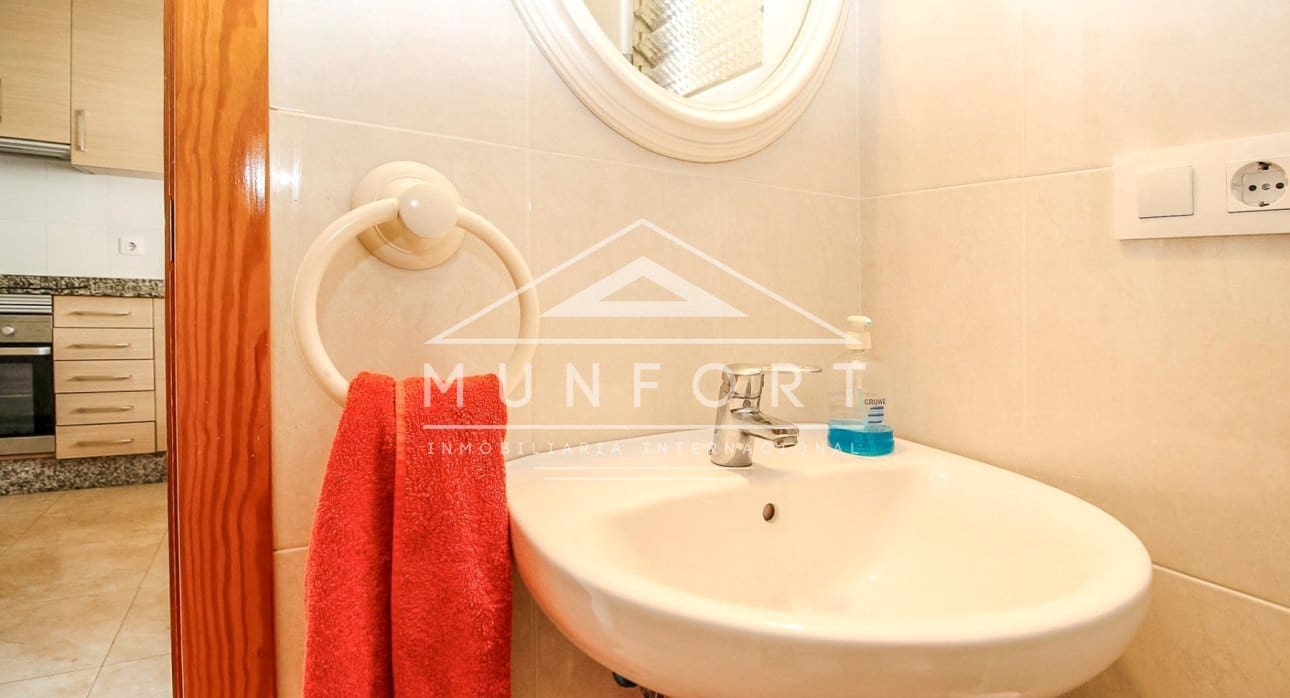 Casa de 5 habitaciones en Torre de la Horadada en venta - 360.000 € (Ref: 9473223)