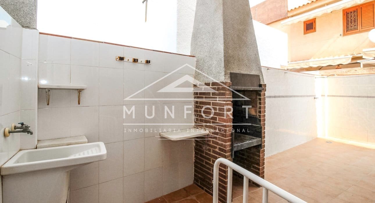 Casa de 5 habitaciones en Torre de la Horadada en venta - 360.000 € (Ref: 9473223)