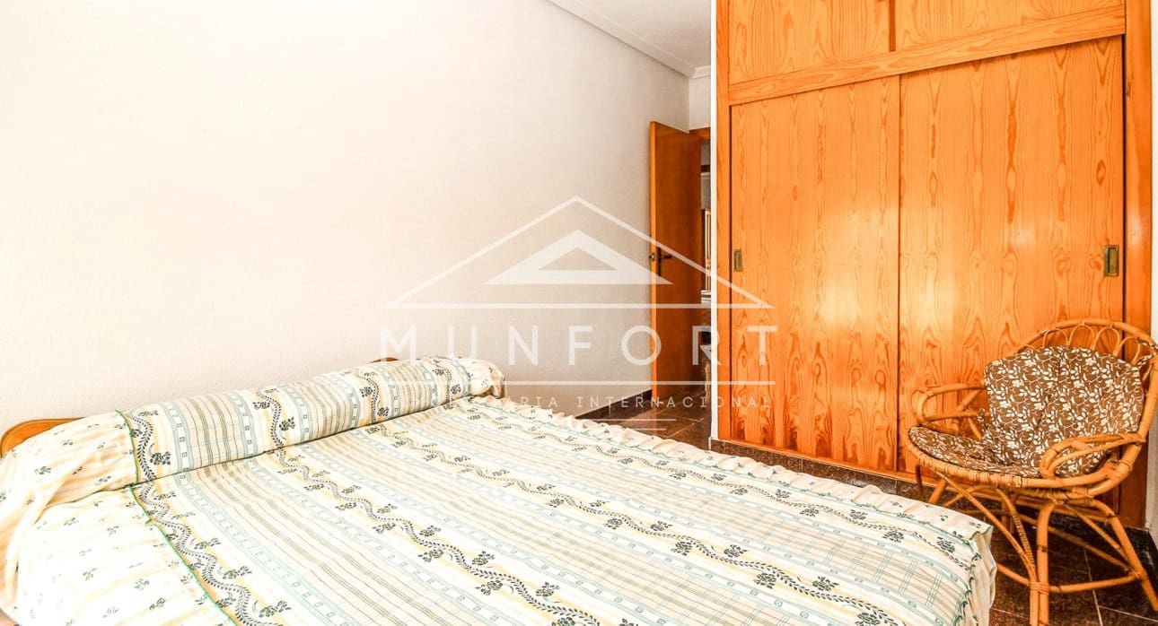 Casa de 5 habitaciones en Torre de la Horadada en venta - 360.000 € (Ref: 9473223)