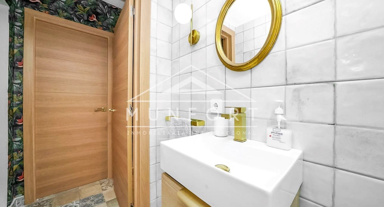 Casa de 2 habitaciones en Los Nietos en venta - 195.000 € (Ref: 9475656)