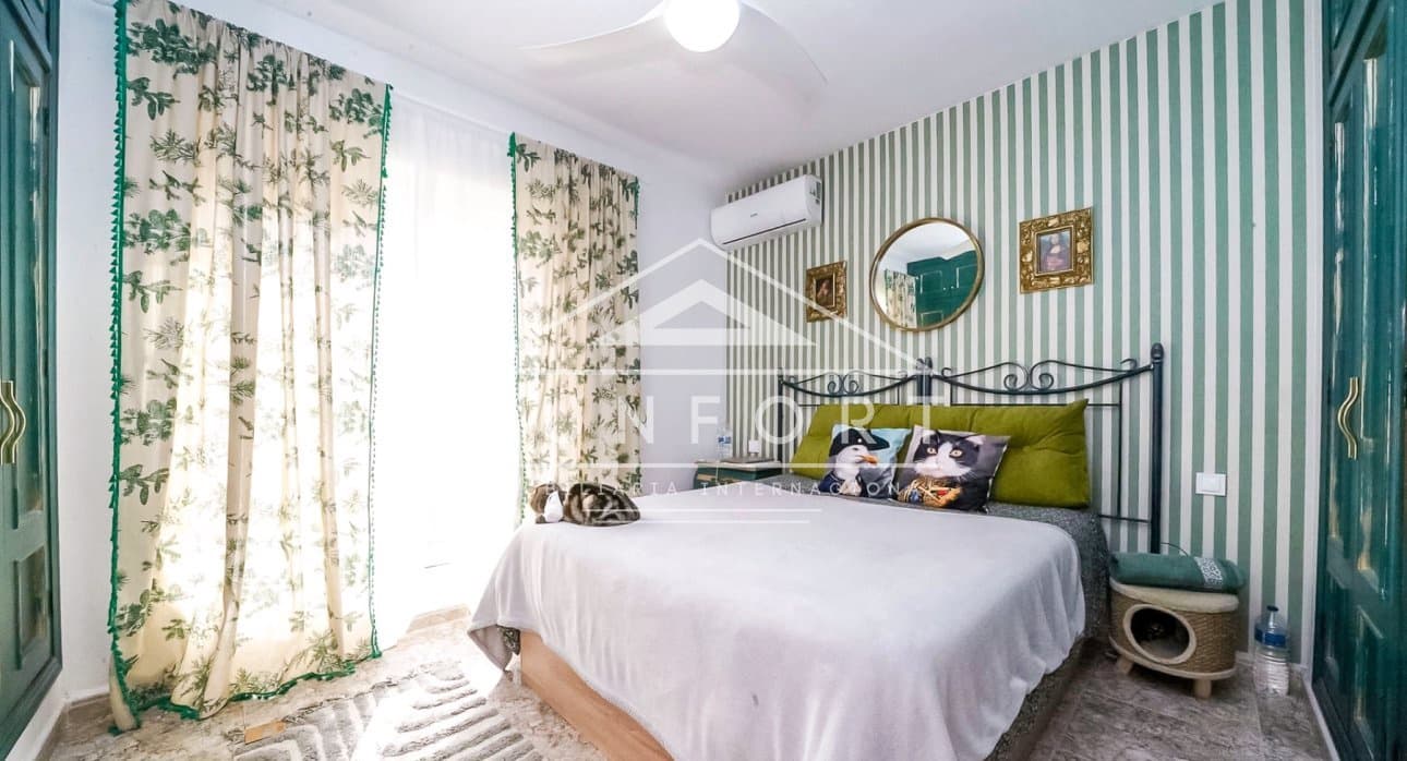 Casa de 2 habitaciones en Los Nietos en venta - 195.000 € (Ref: 9475656)