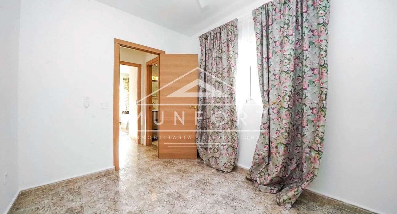 Casa de 2 habitaciones en Los Nietos en venta - 195.000 € (Ref: 9475656)