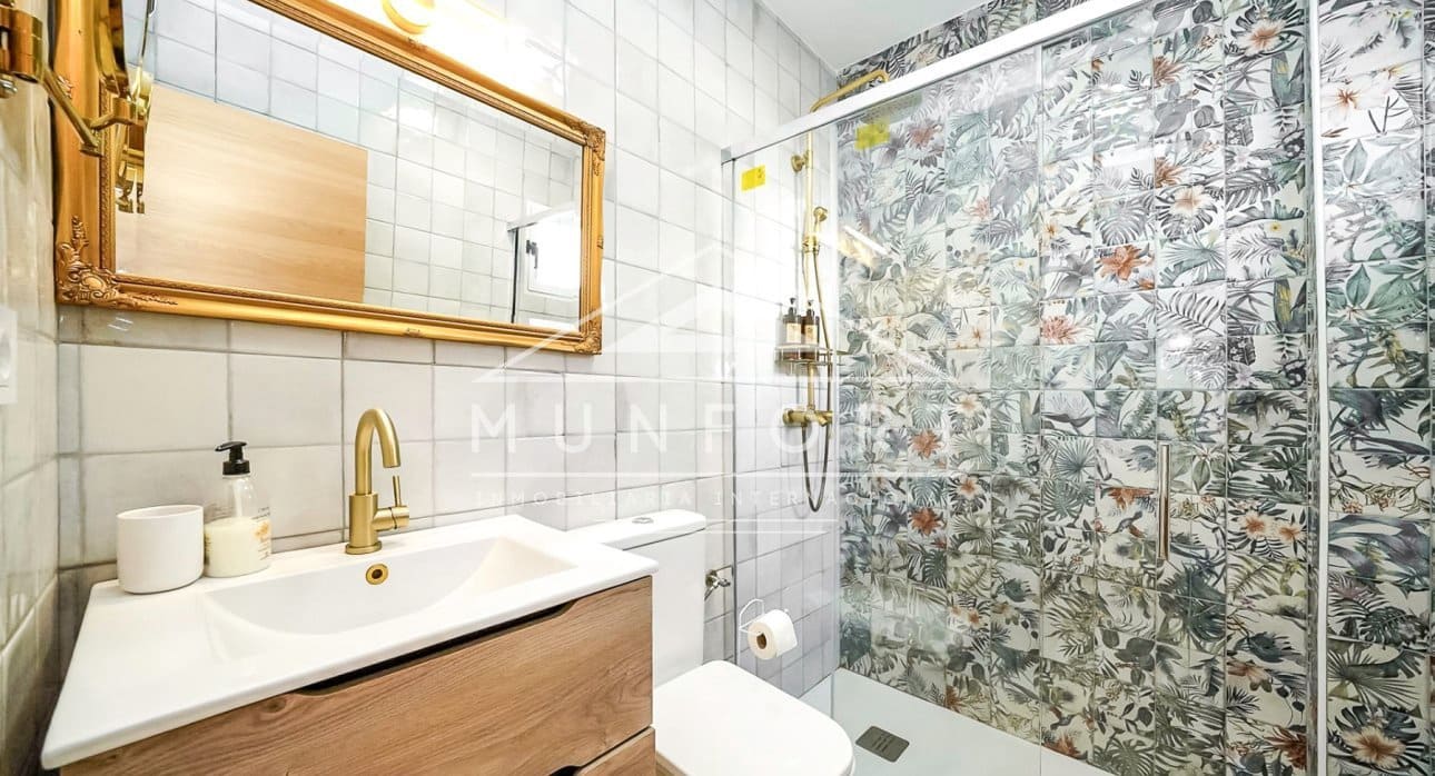 Casa de 2 habitaciones en Los Nietos en venta - 195.000 € (Ref: 9475656)