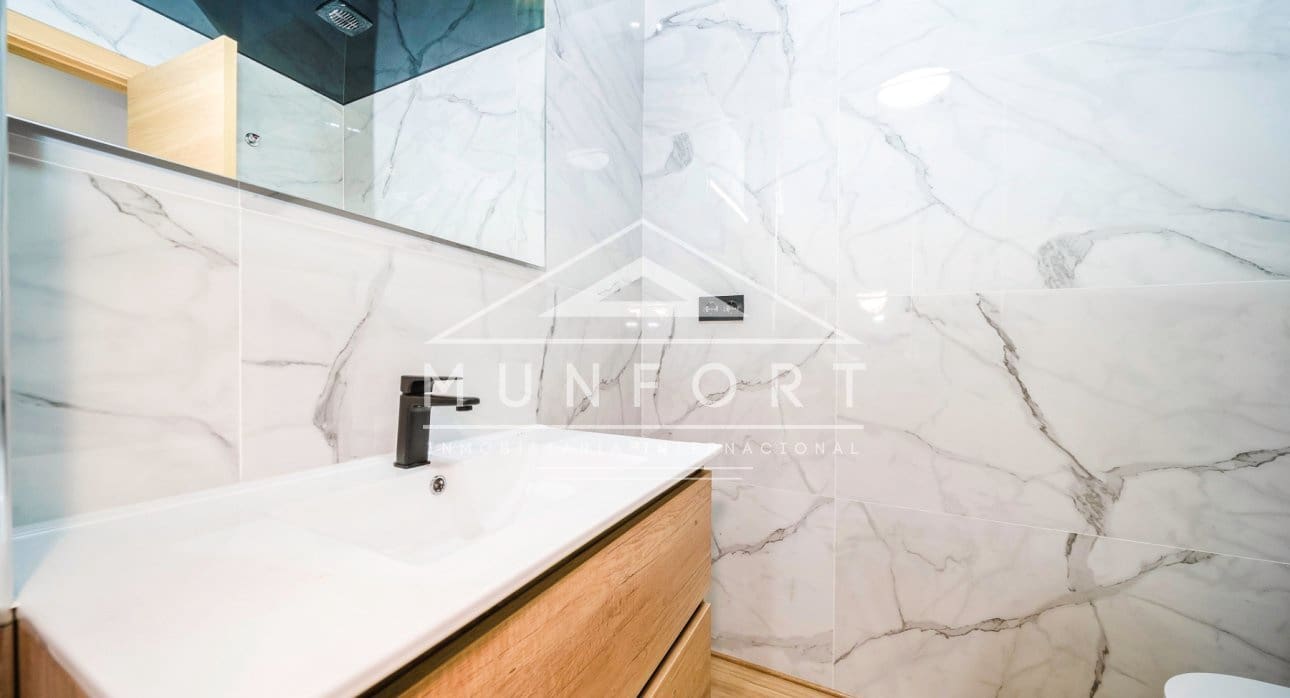 2 bedroom Bungalow for sale in Villamartin with pool - € 195,000 (Ref: 9480707)