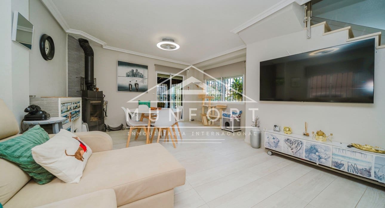 3 soverom Villa til salgs i La Regia med svømmebasseng - € 419 000 (Ref: 9480712)