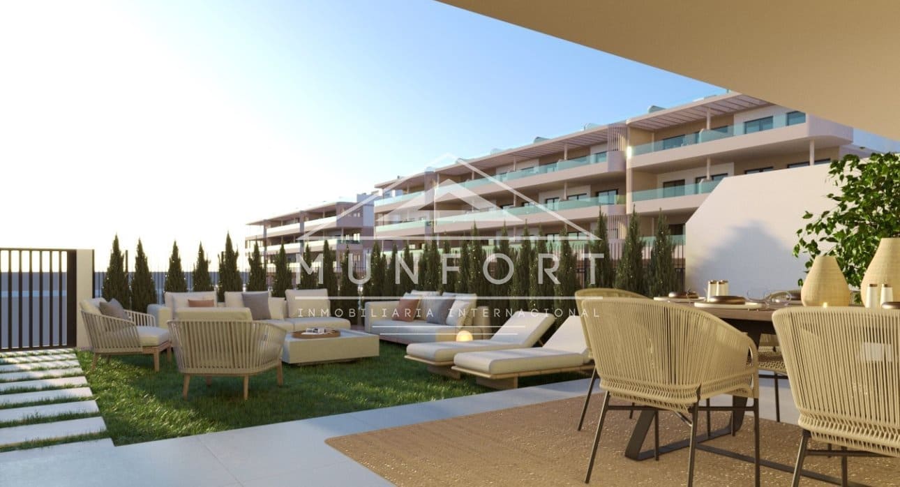 3 chambre Penthouse à vendre à Torrevieja avec piscine - 395 000 € (Ref: 9481546)