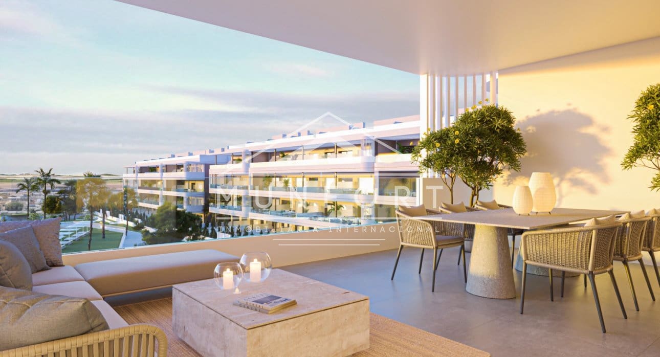 3 chambre Penthouse à vendre à Torrevieja avec piscine - 395 000 € (Ref: 9481546)