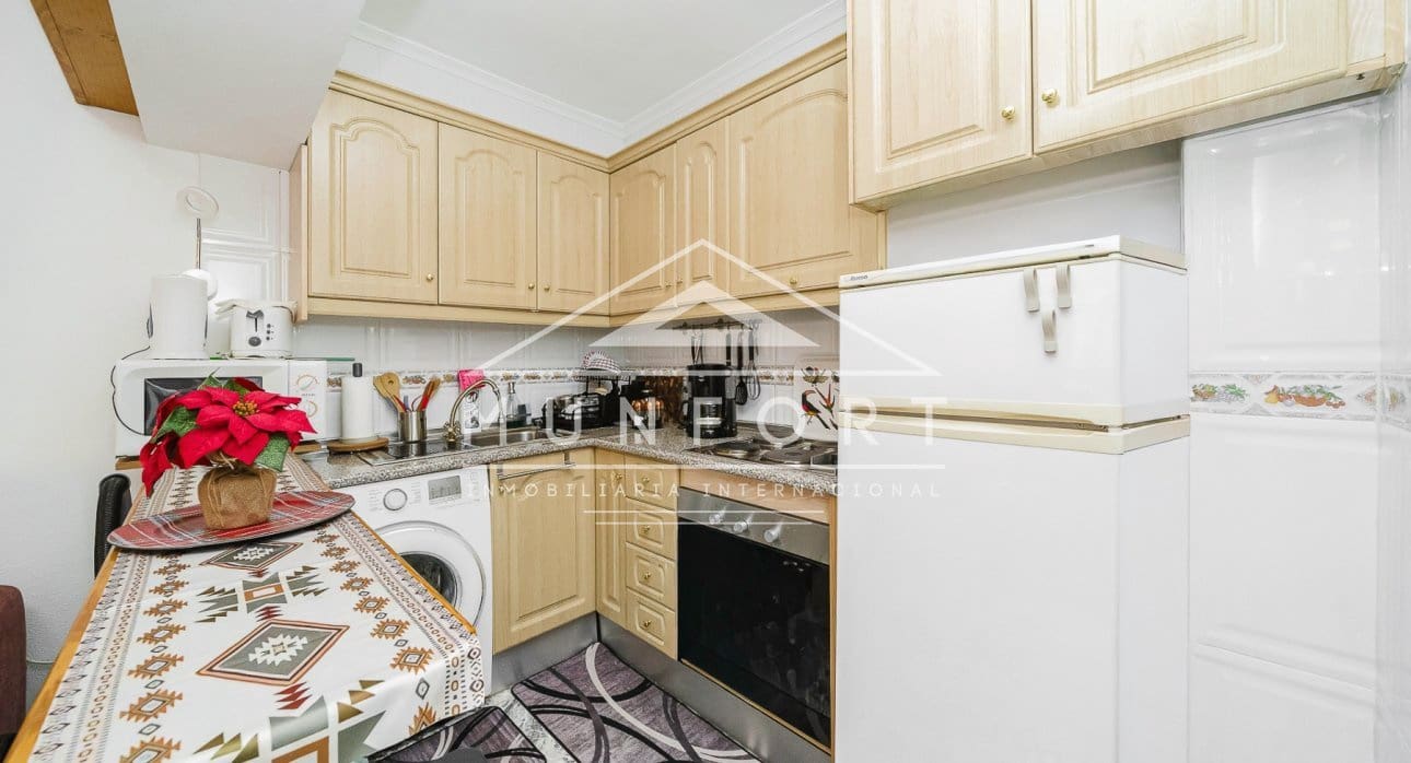 1 Zimmer Apartment zu verkaufen in Torrevieja - 118.000 € (Ref: 9481604)