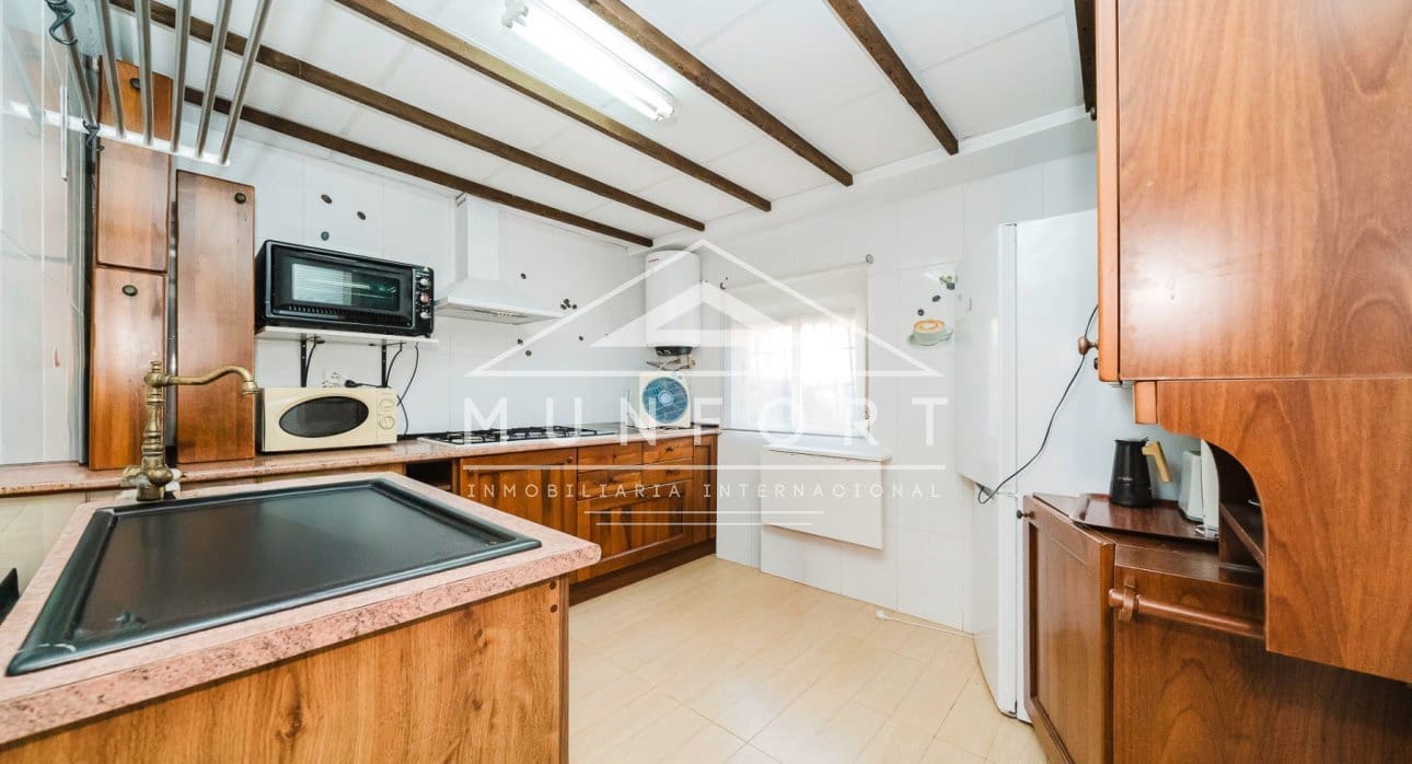 7 bedroom Villa for sale in Los Cuarteros - € 1,350,000 (Ref: 9484957)