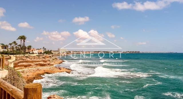 4 slaapkamer Villa te koop in Cabo Roig, Orihuela met zwembad - € 1.575.000 (Ref: 9484961)