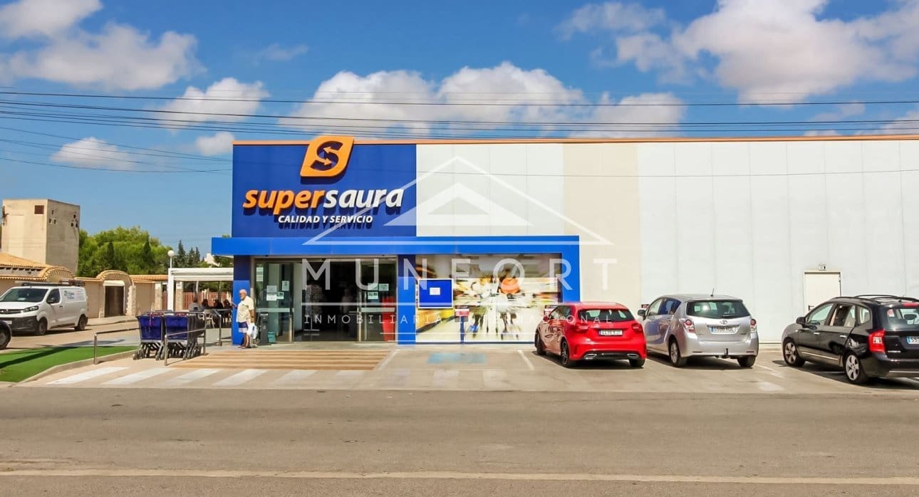 4 bedroom Villa for sale in Cabo Roig with pool - € 1,575,000 (Ref: 9484961)