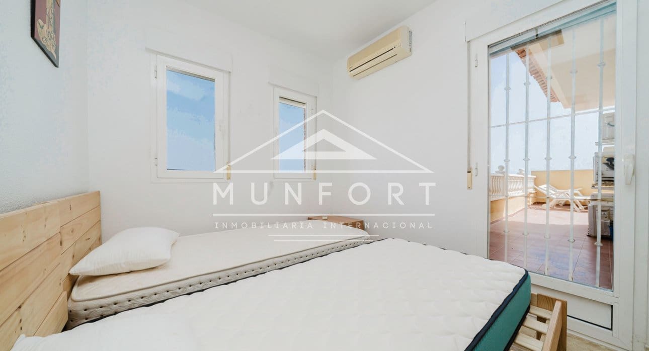 4 soveværelse Villa til salg i Los Urrutias med swimmingpool - € 259.900 (Ref: 9489808)