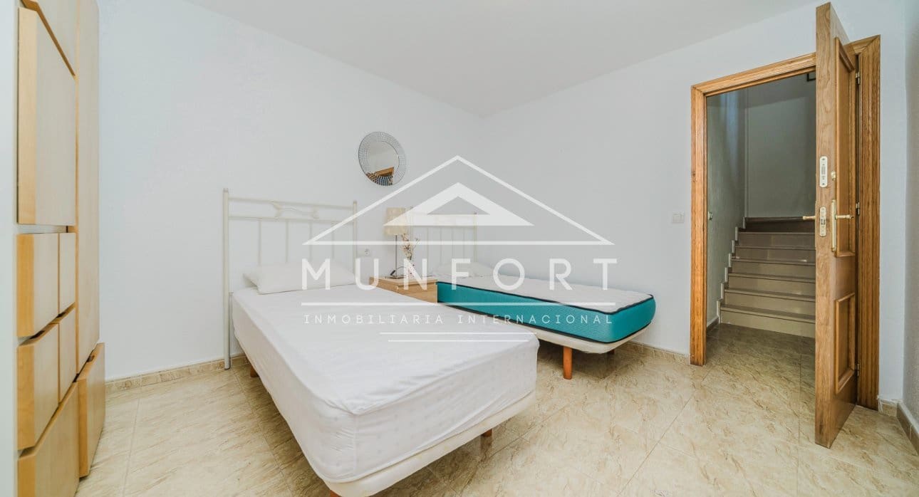 4 soveværelse Villa til salg i Los Urrutias med swimmingpool - € 259.900 (Ref: 9489808)