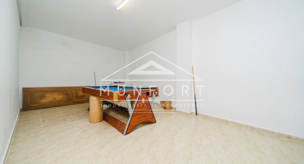 4 soveværelse Villa til salg i Los Urrutias med swimmingpool - € 259.900 (Ref: 9489808)