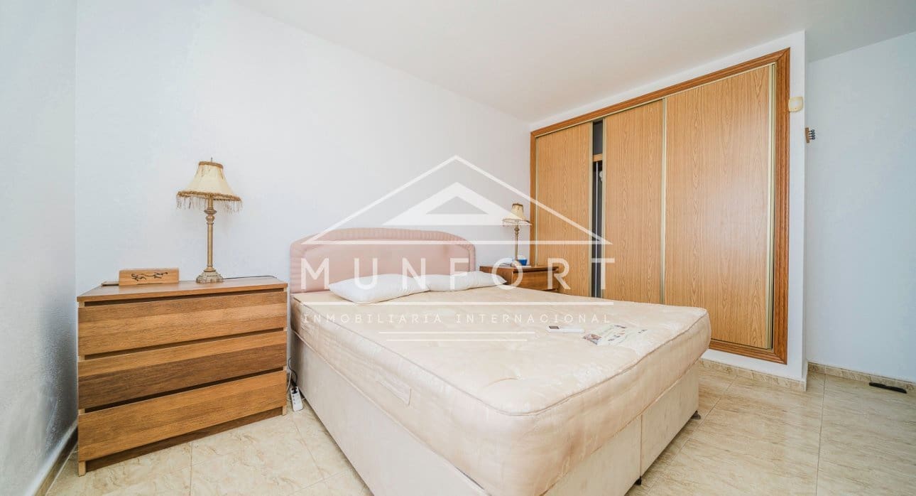 4 soveværelse Villa til salg i Los Urrutias med swimmingpool - € 259.900 (Ref: 9489808)