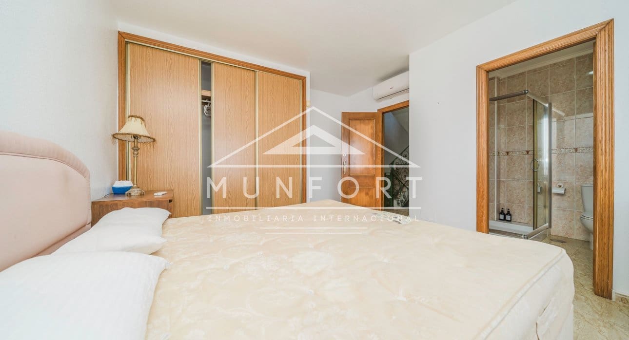 4 soveværelse Villa til salg i Los Urrutias med swimmingpool - € 259.900 (Ref: 9489808)