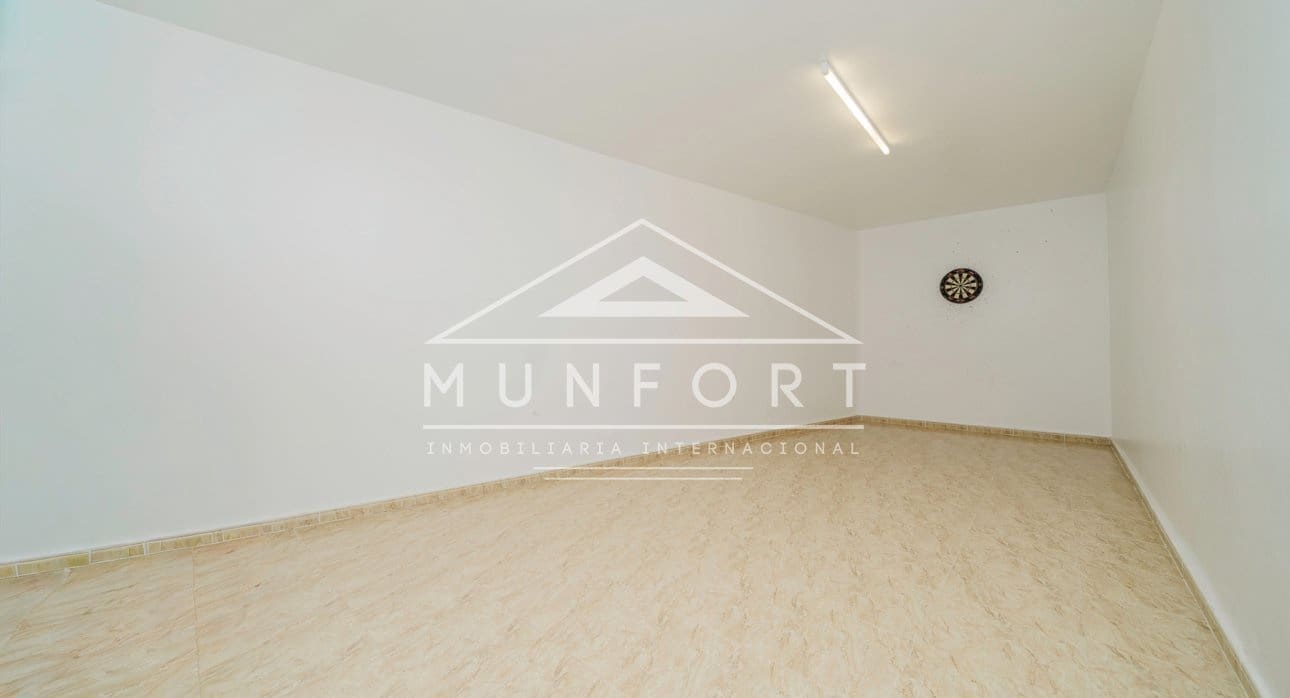 4 soveværelse Villa til salg i Los Urrutias med swimmingpool - € 259.900 (Ref: 9489808)