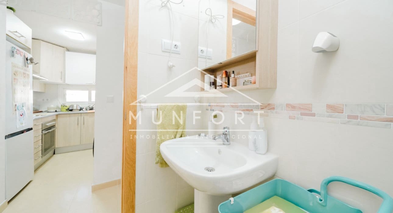 2 makuuhuone Kattohuoneisto myytävänä paikassa Roldan mukana uima-altaan - 130 000 € (Ref: 9495577)