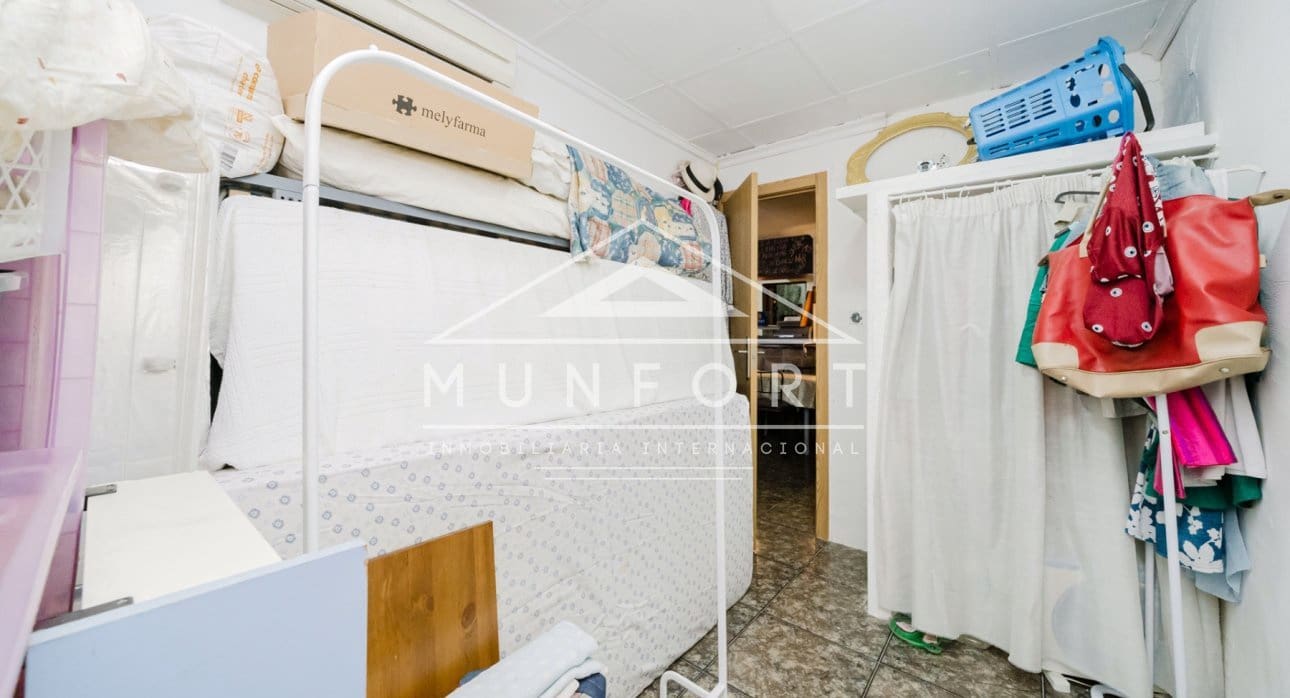 2 soveværelse Erhverv til salg i Torrevieja med swimmingpool - € 149.000 (Ref: 9503122)