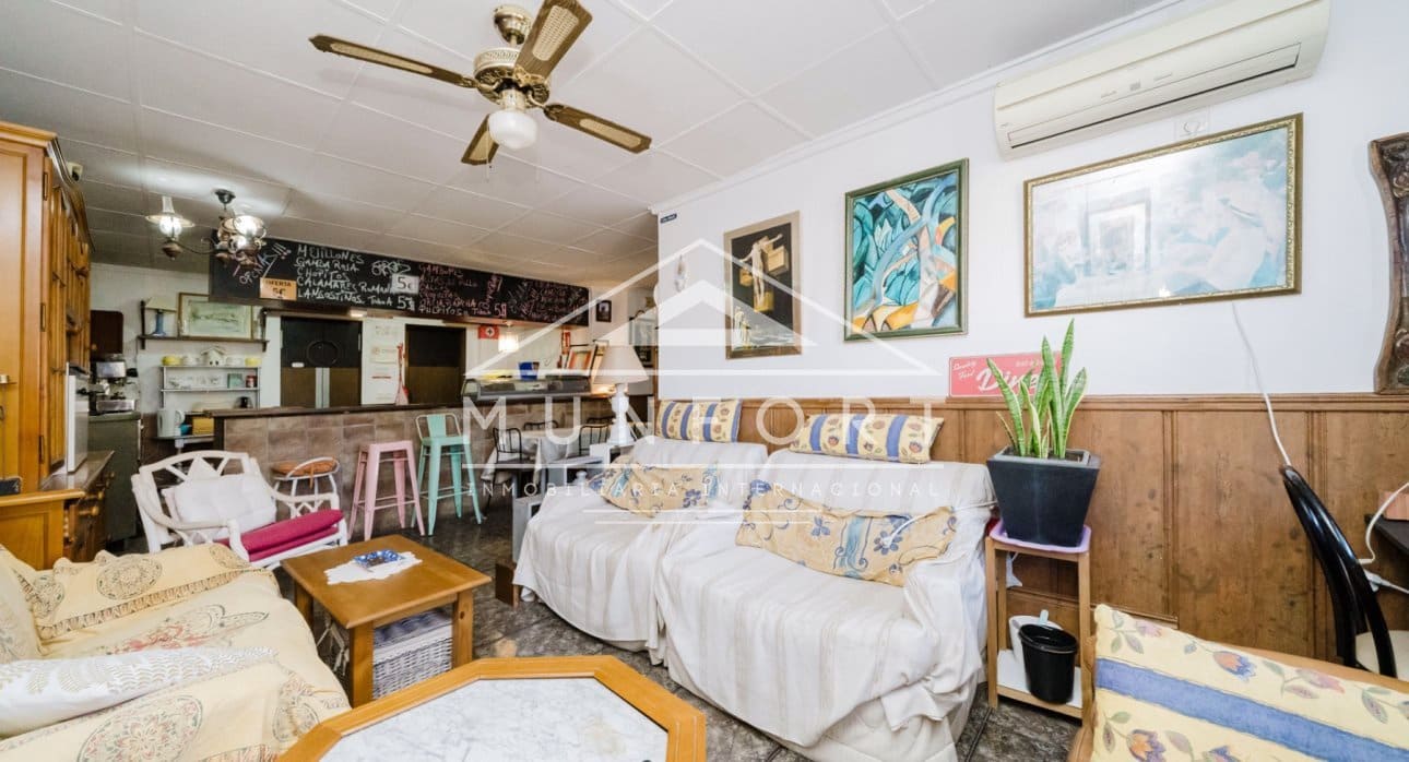 2 soveværelse Erhverv til salg i Torrevieja med swimmingpool - € 149.000 (Ref: 9503122)