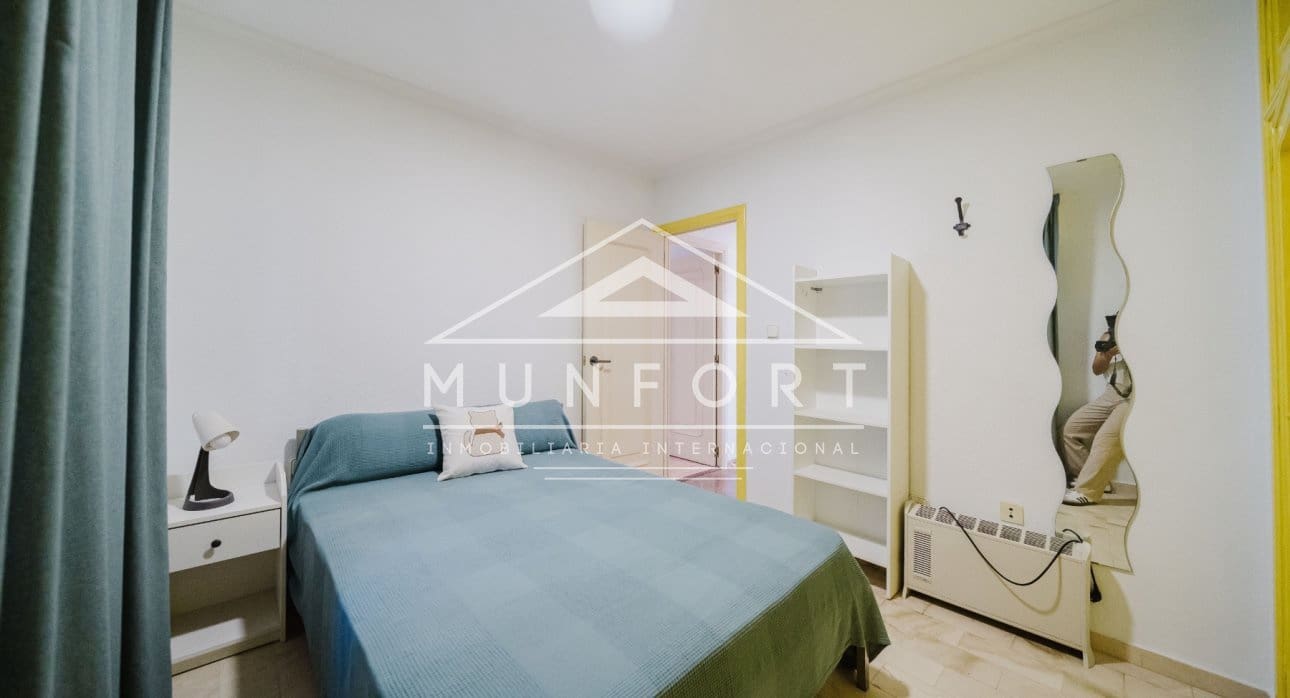 Commercial for sale in Alicante / Alacant city - € 2,600,000 (Ref: 9510153)