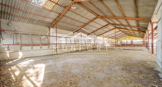 Commerciale in vendita in Alicante città - 2.600.000 € (Rif: 9510153)