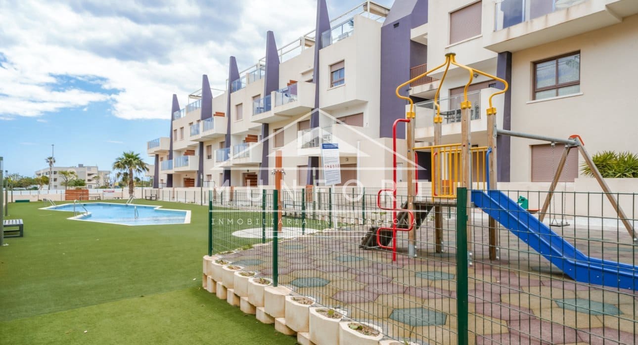 2 bedroom Apartment for sale in Torre de la Horadada with pool - € 329,900 (Ref: 9511442)