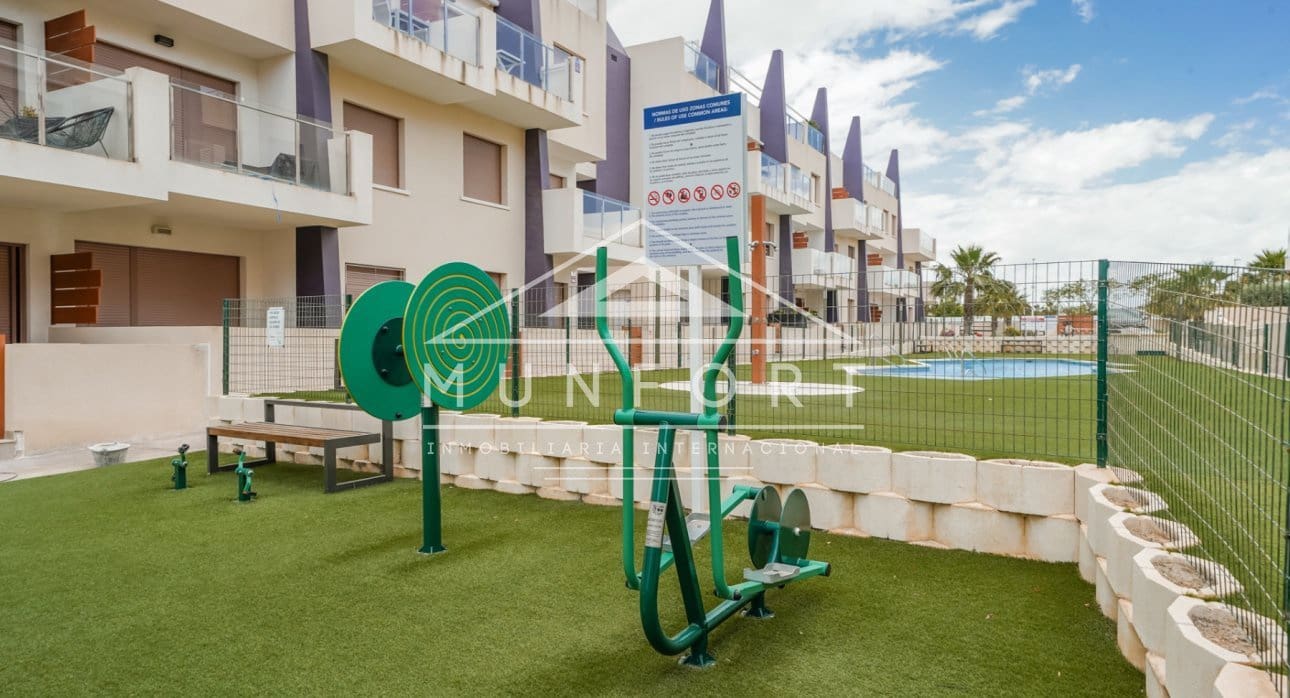 2 bedroom Apartment for sale in Torre de la Horadada with pool - € 329,900 (Ref: 9511442)