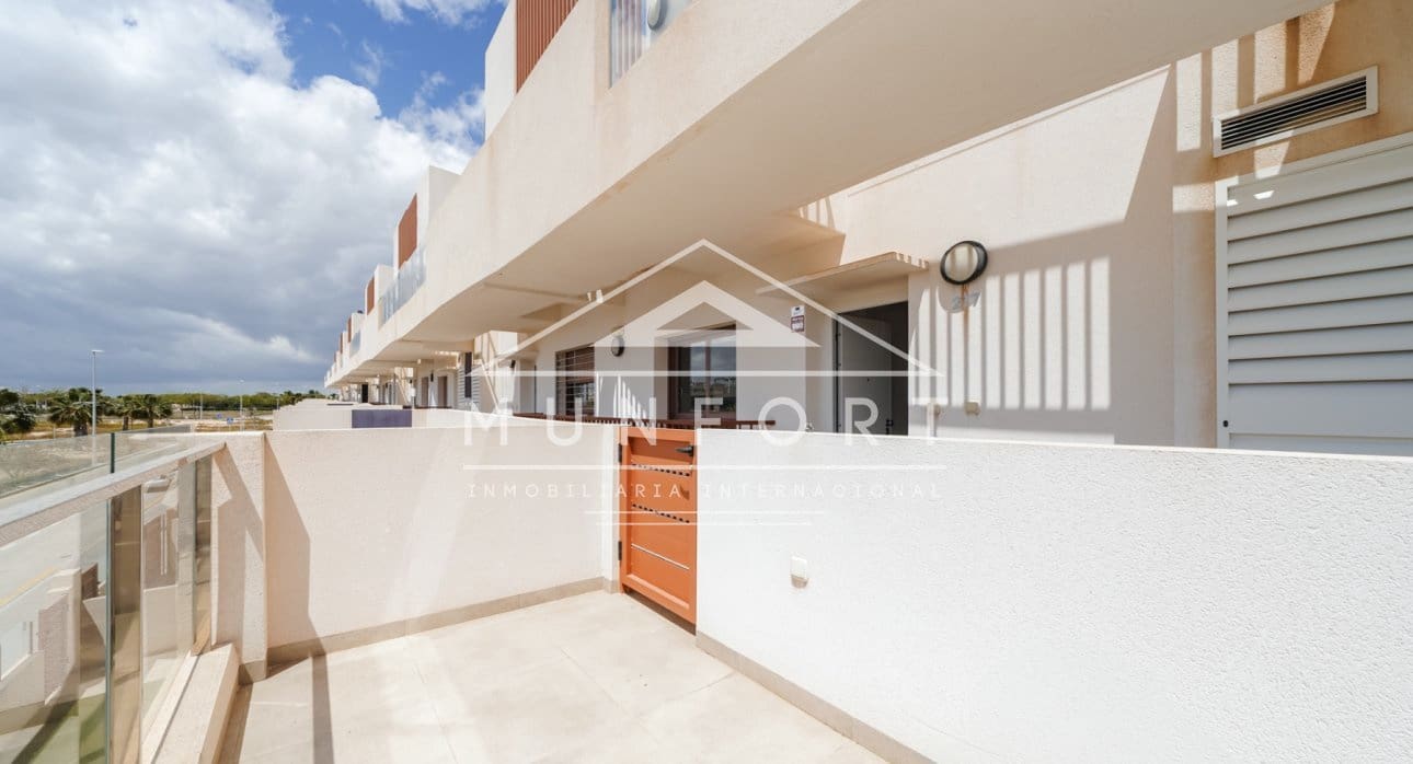 2 bedroom Apartment for sale in Torre de la Horadada with pool - € 329,900 (Ref: 9511442)